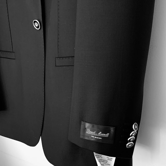 Special Occasions suits - Picture 5 of 8